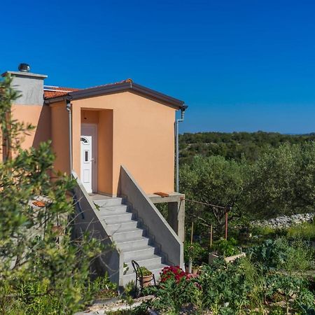 Svema Apartman Вела-Лука Экстерьер фото