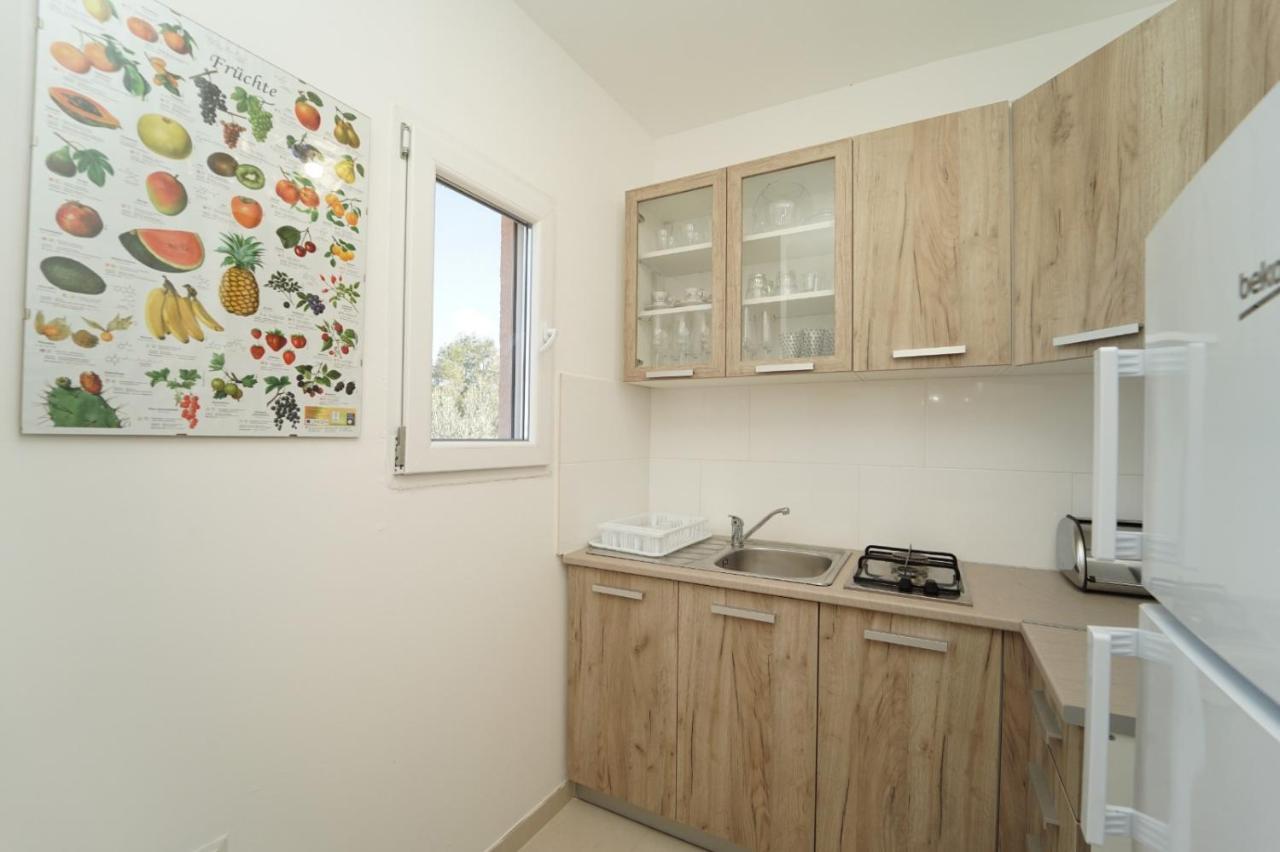 Svema Apartman Вела-Лука Экстерьер фото